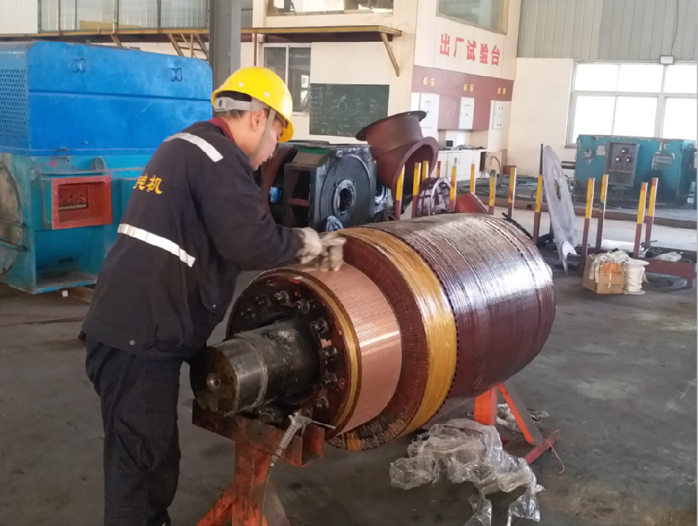 高壓電機維修現(xiàn)場