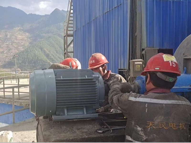 外圍工程維修現(xiàn)場