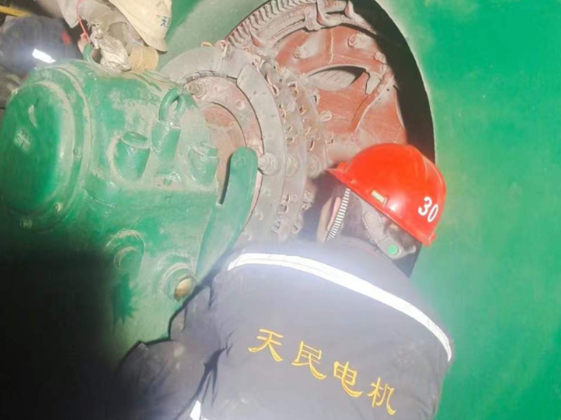 外圍工程維修現(xiàn)場